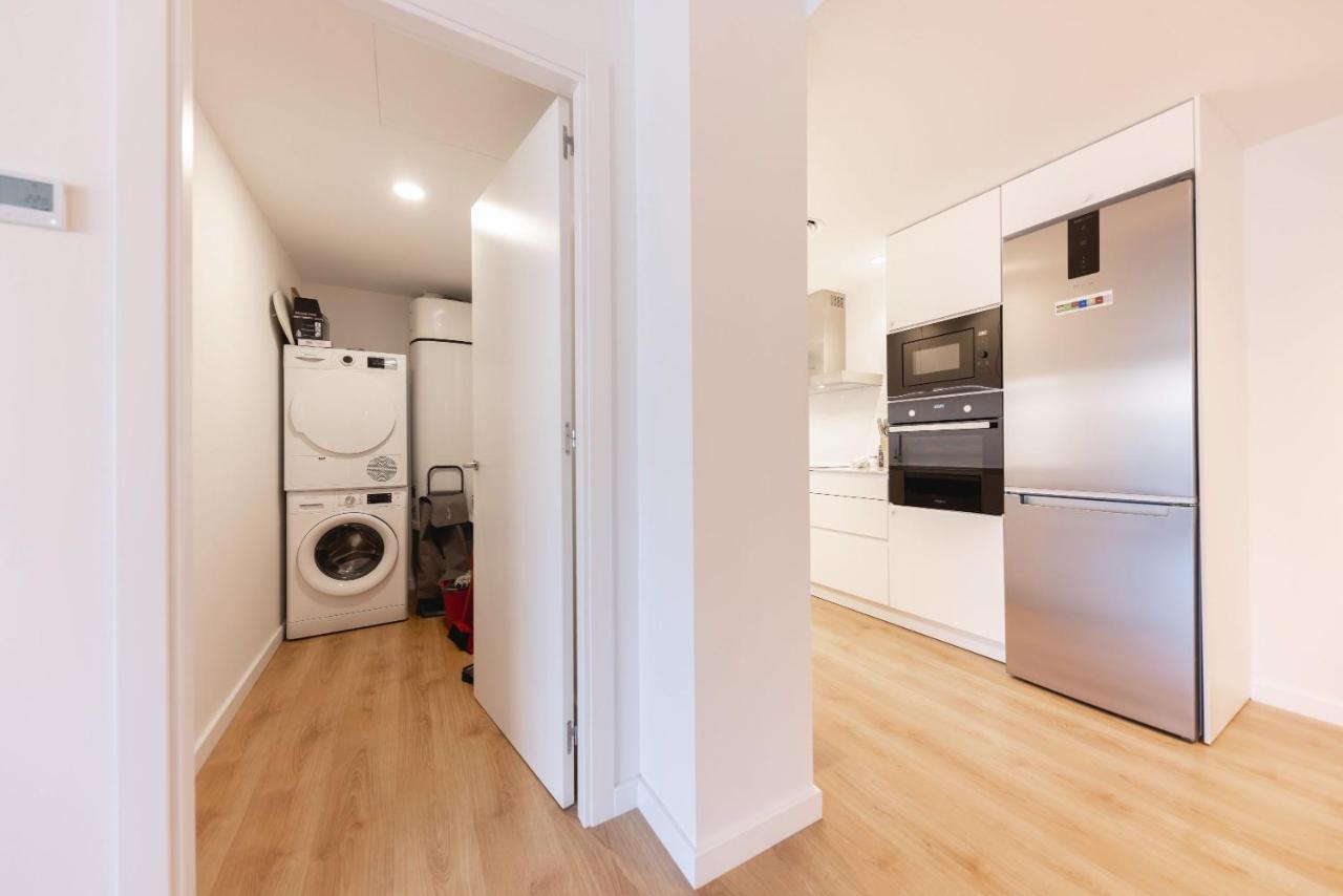 Bravissimo Falco, 3 Bedrooms And Balcony Girona Exterior photo