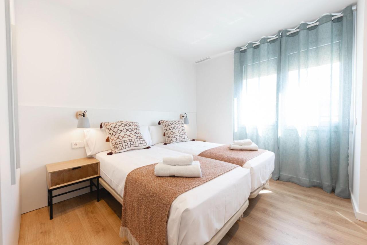 Bravissimo Falco, 3 Bedrooms And Balcony Girona Exterior photo